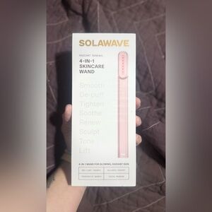 SOLAWAVE - Radiant Renewal 4-in-1 Skincare Wand - Pink - NWT